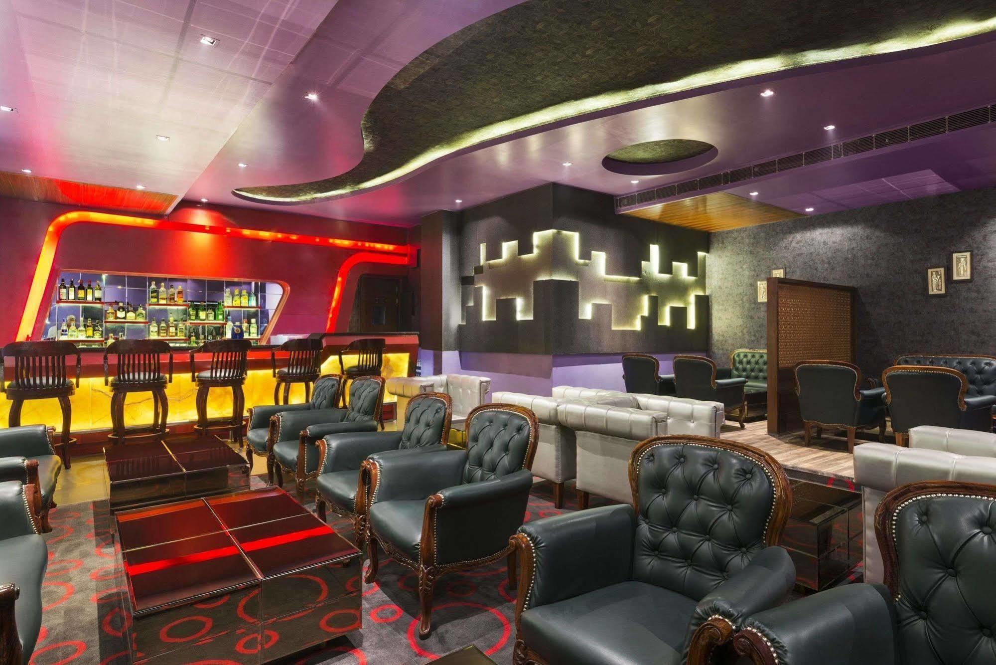Days Hotel By Wyndham Panipat Exterior photo